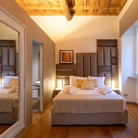 Fontana Di Trevi Roma Luxury Suite Exterior photo