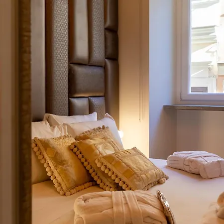 Fontana Di Trevi Roma Luxury Suite Exterior photo