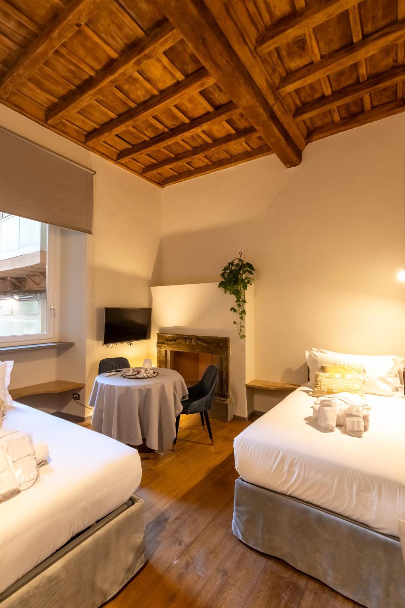 Fontana Di Trevi Luxury Guest house *