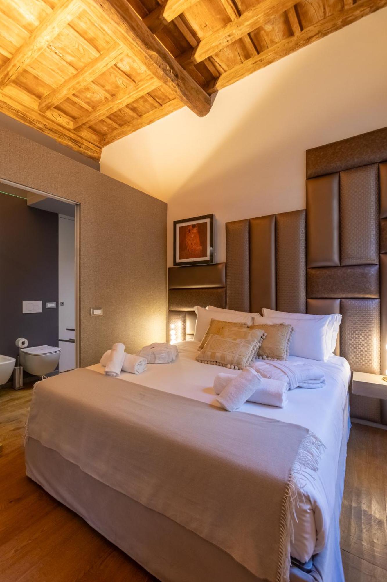Fontana Di Trevi Luxury Guest house *