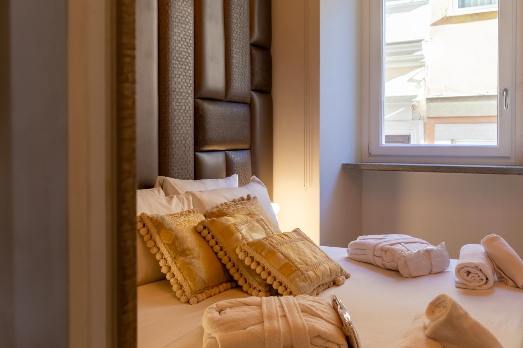 Fontana Di Trevi Luxury Guest house Rome